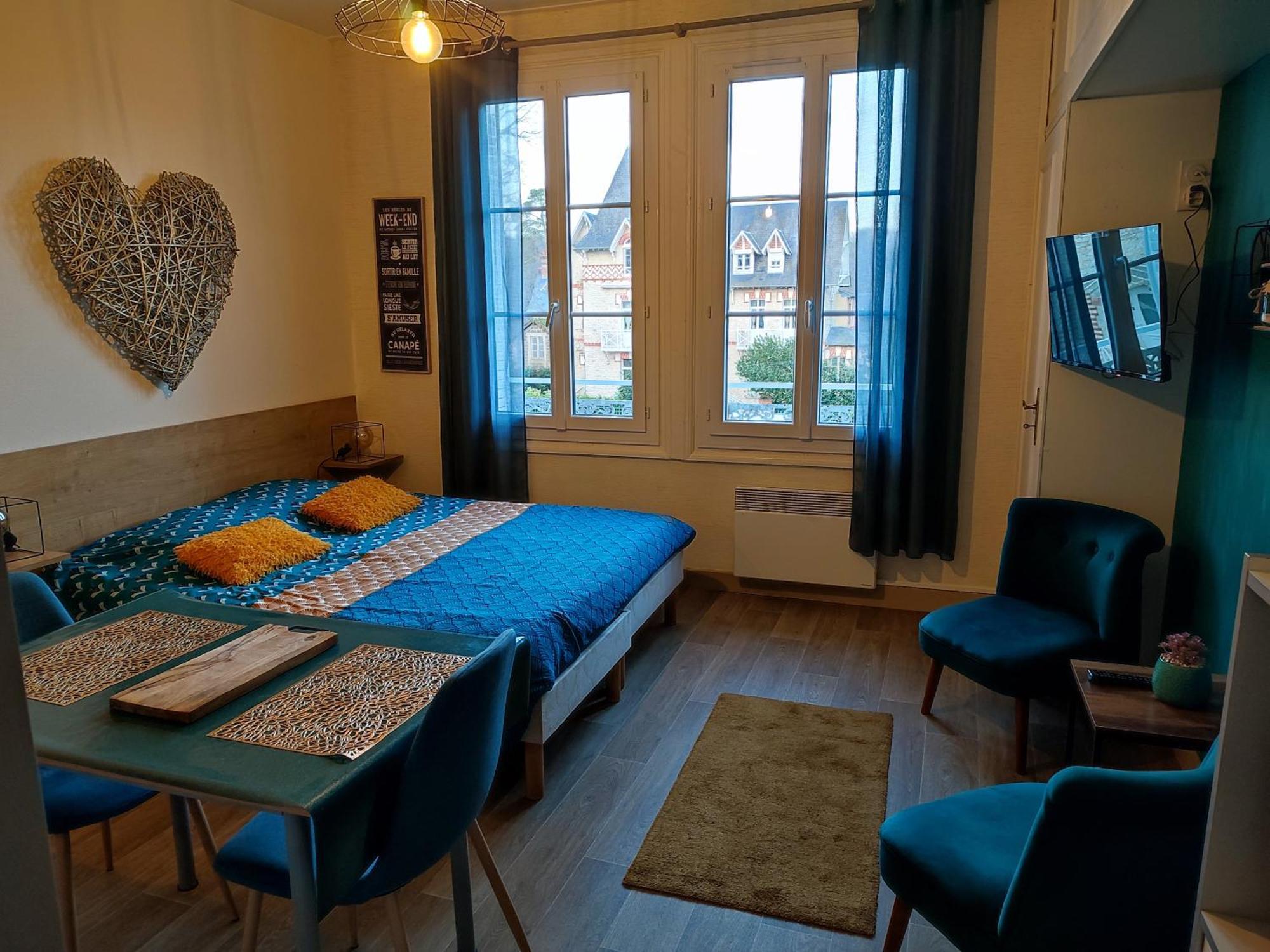 Studio 10, Tres Bien Place, Parking Wifi Gratuit Bagnoles de l'Orne Normandie Exterior photo