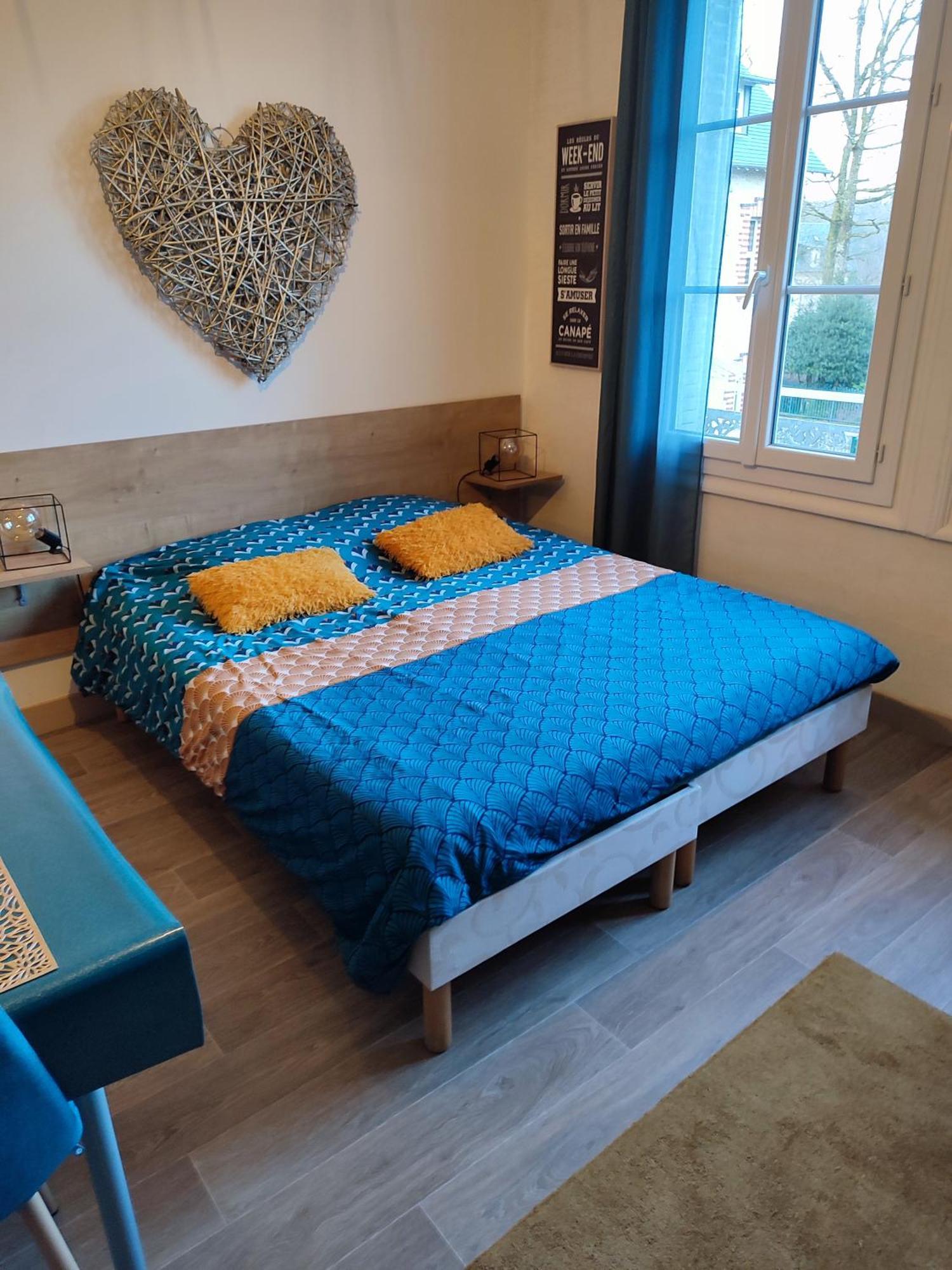 Studio 10, Tres Bien Place, Parking Wifi Gratuit Bagnoles de l'Orne Normandie Exterior photo